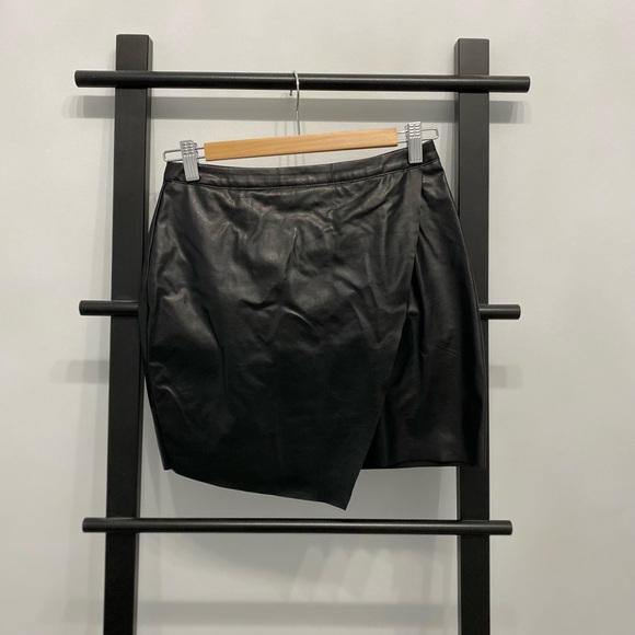 Pretty Little Thing Faux Leather Wrap Skirt - Picture 2 of 4